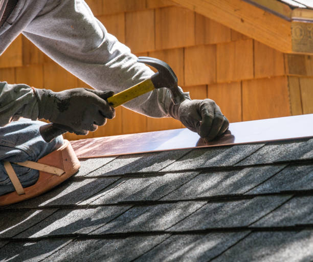 Best Affordable Roofing Company  in South Hutchinson, KS